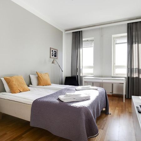 Kotimaailma Apartments Kamppi - 2Br For 4 Persons Helsinki Buitenkant foto