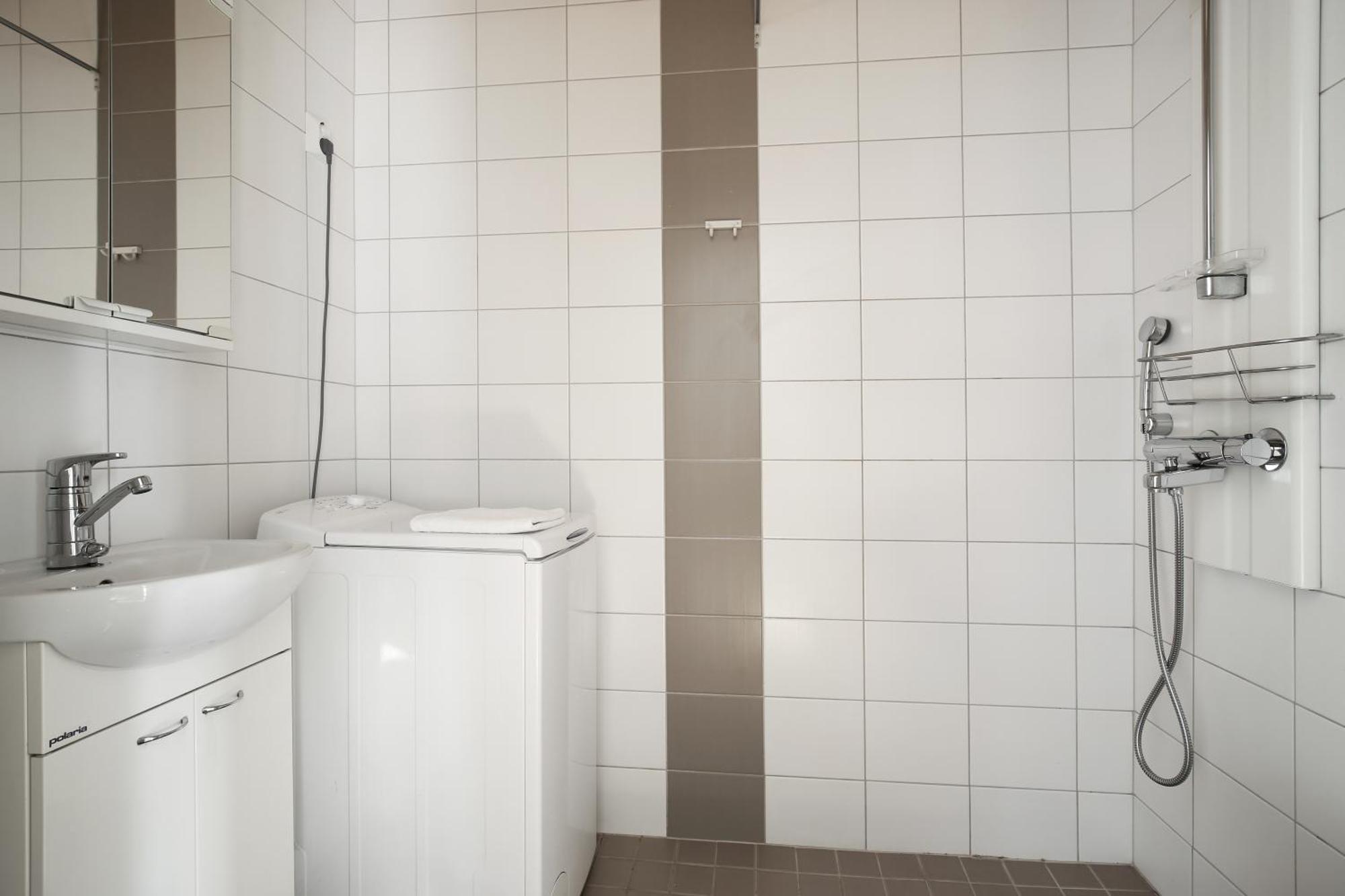 Kotimaailma Apartments Kamppi - 2Br For 4 Persons Helsinki Buitenkant foto
